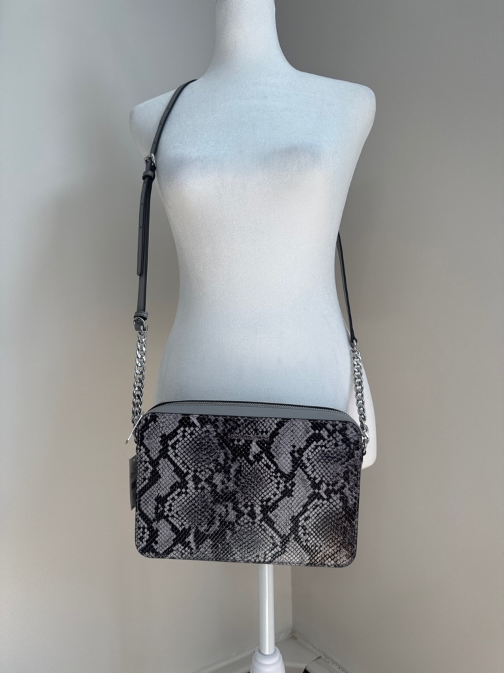 NWT Michael Kors Jet Set Snake-Embossed Leather Camera Bag